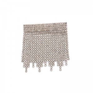 Temperament pełen wiertarskiej broszki